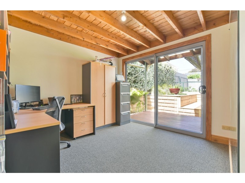 22 Barcelona Drive, Happy Valley SA 5159