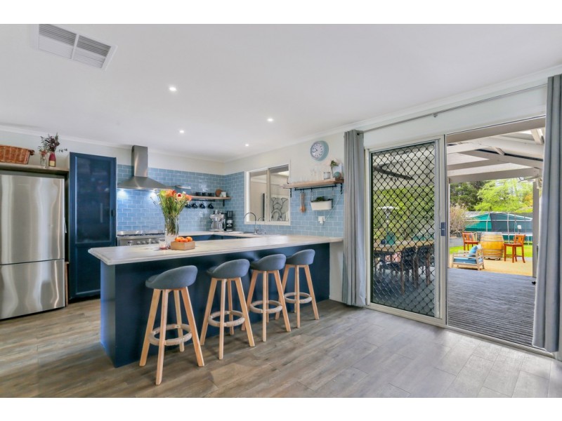 21 Clyde Terrace, Mount Compass SA 5210