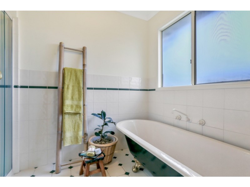 21 Clyde Terrace, Mount Compass SA 5210