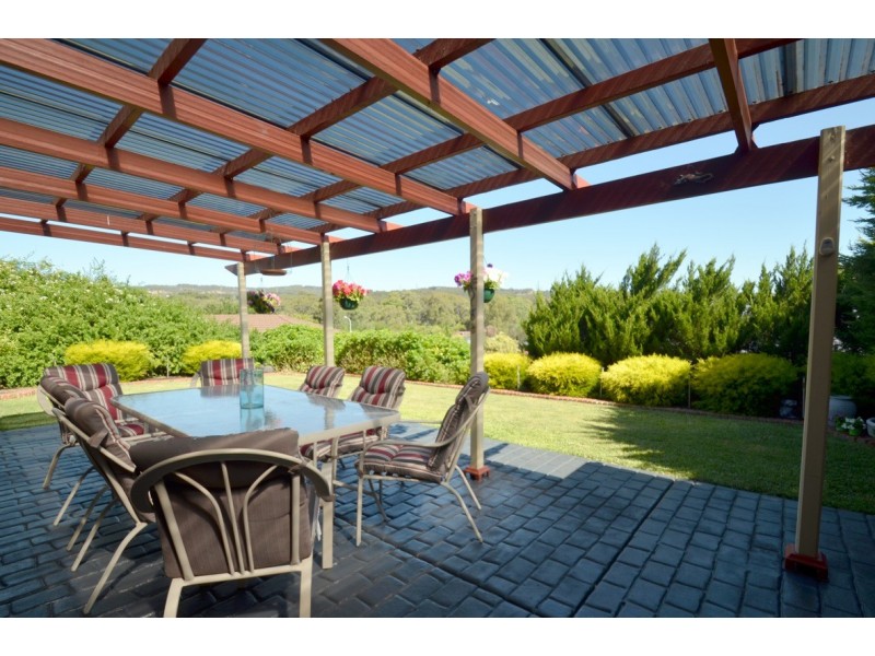 8 Horndale Drive, Happy Valley SA 5159
