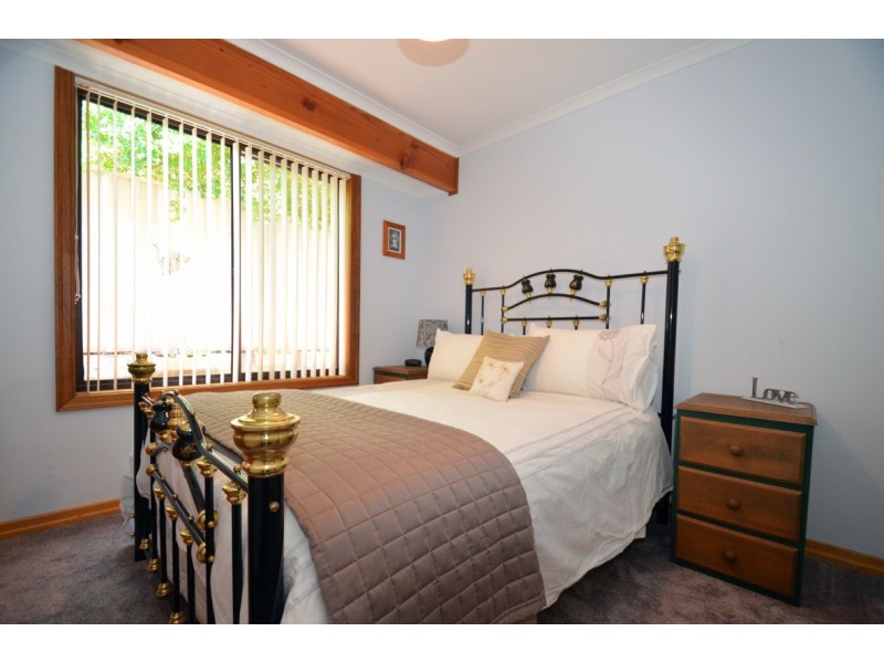 8 Horndale Drive, Happy Valley SA 5159