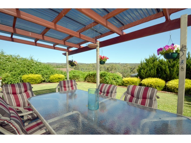 8 Horndale Drive, Happy Valley SA 5159