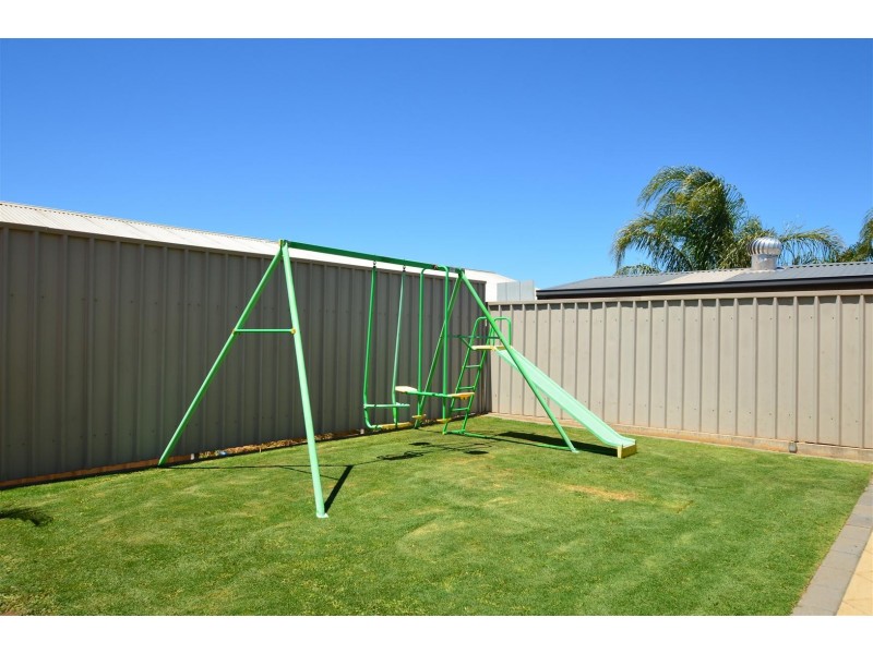 26 Overland Crescent, Sheidow Park SA 5158
