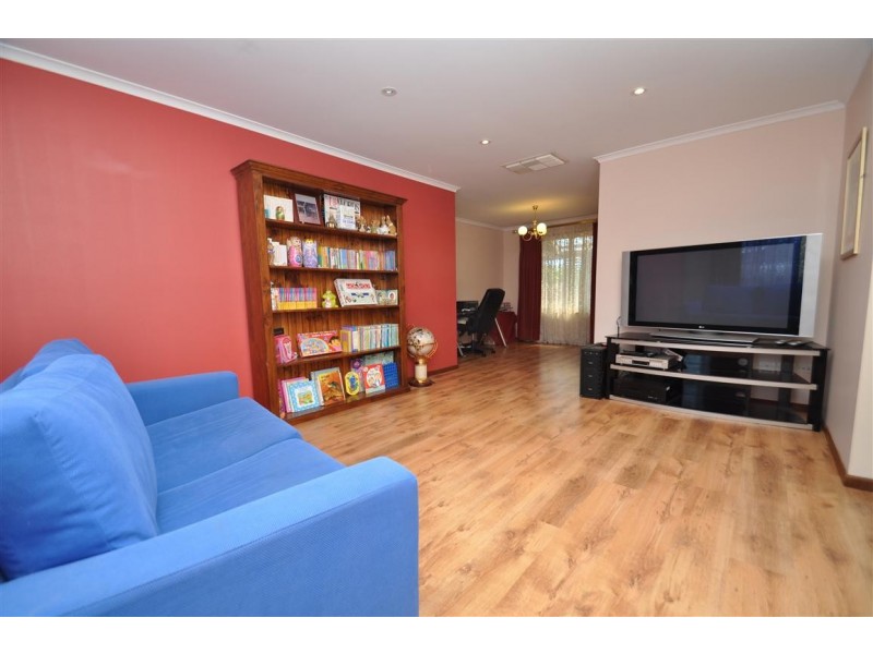 31 Baltimore Ave, Morphett Vale SA 5162