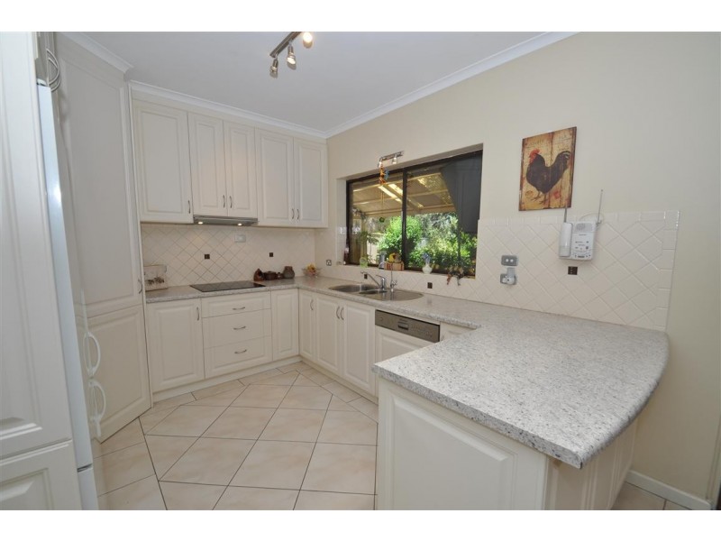 10 Jersey Road, Happy Valley SA 5159