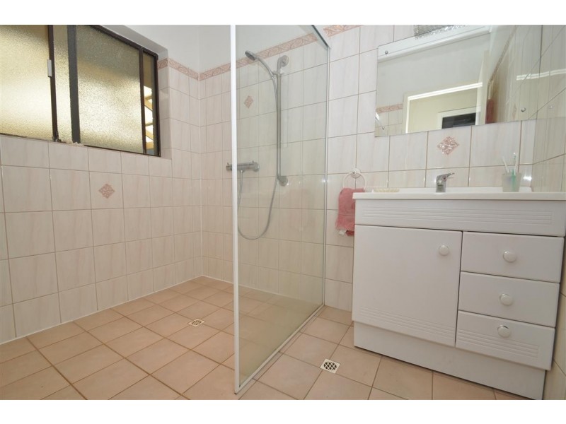 10 Jersey Road, Happy Valley SA 5159