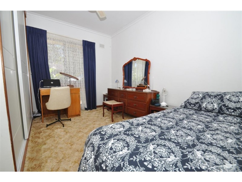 10 Jersey Road, Happy Valley SA 5159