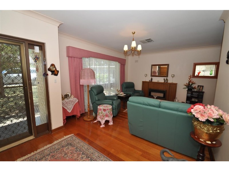 10 Jersey Road, Happy Valley SA 5159