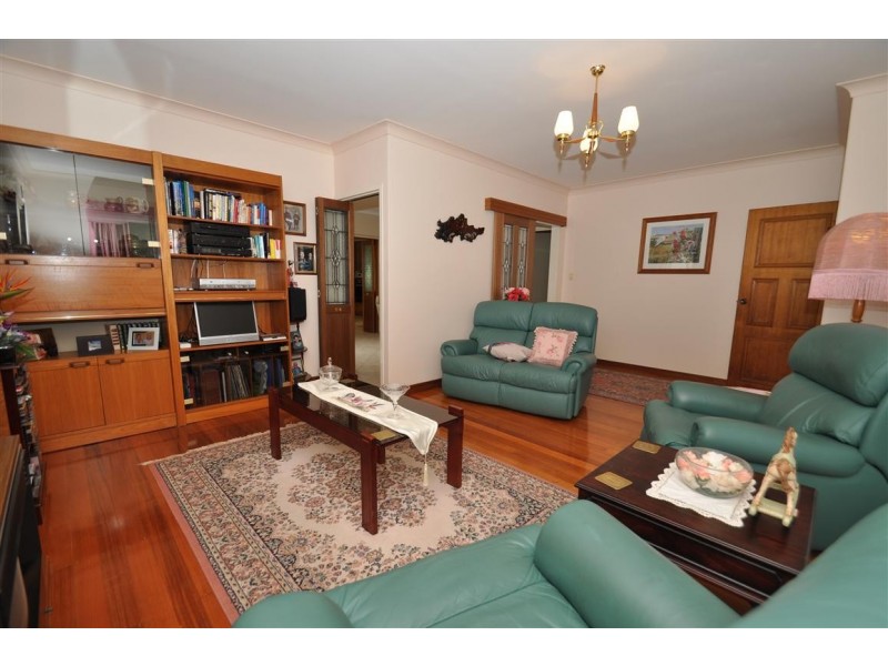 10 Jersey Road, Happy Valley SA 5159