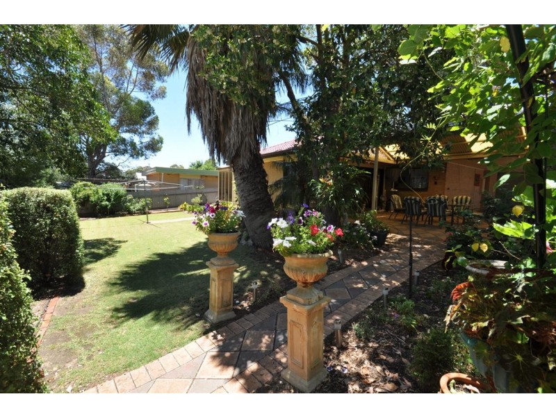 10 Jersey Road, Happy Valley SA 5159