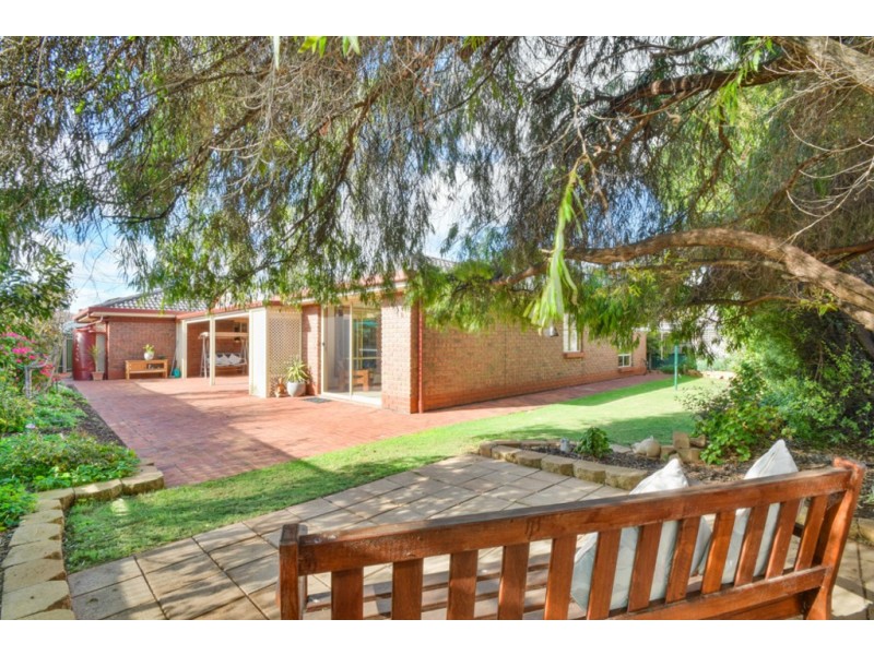 45 Nedland Crescent, Port Noarlunga South SA 5167