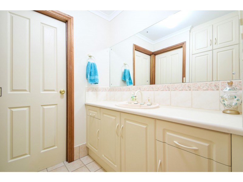 45 Nedland Crescent, Port Noarlunga South SA 5167