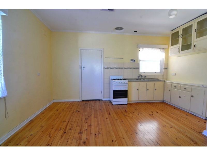 13 Avalon Road, Marion SA 5043