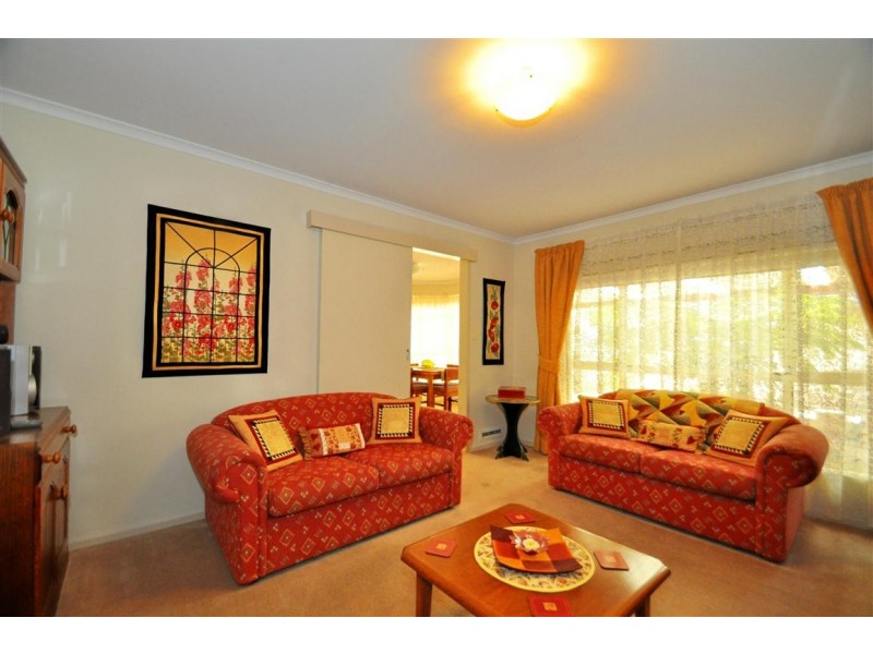 35 Wooding Avenue, Woodcroft SA 5162