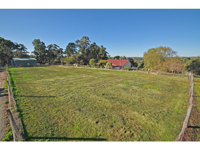 6 Clarendon Road, Chandlers Hill SA 5159