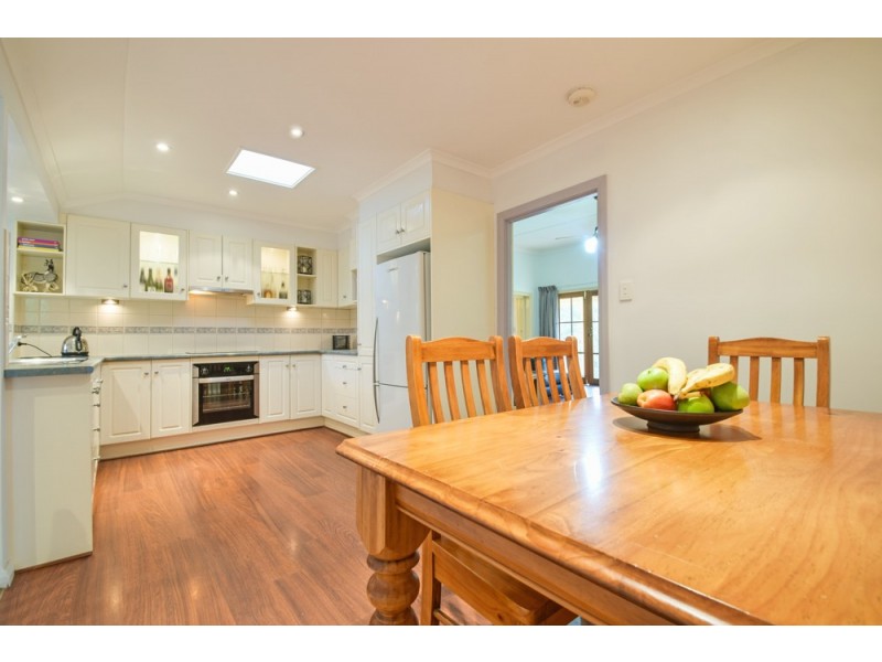 6 Clarendon Road, Chandlers Hill SA 5159