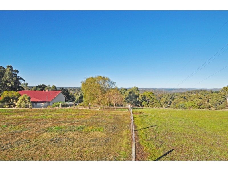 6 Clarendon Road, Chandlers Hill SA 5159