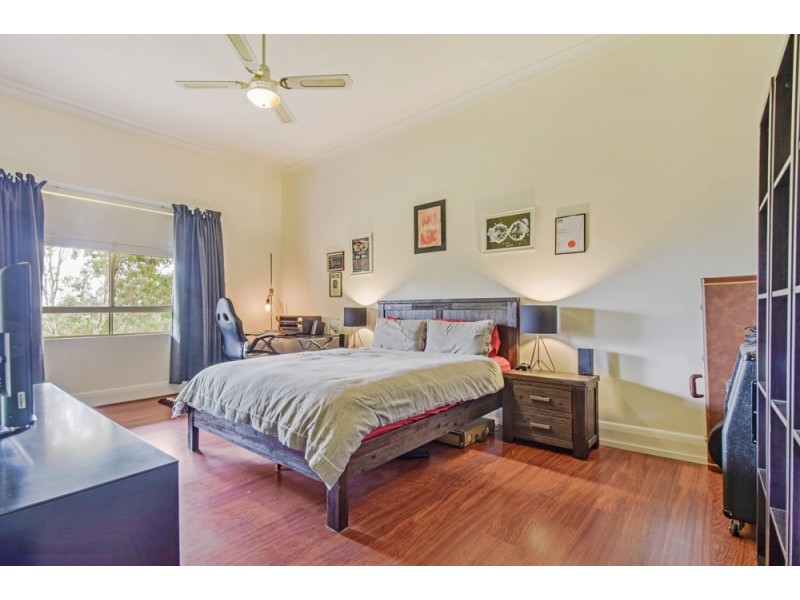 6 Clarendon Road, Chandlers Hill SA 5159
