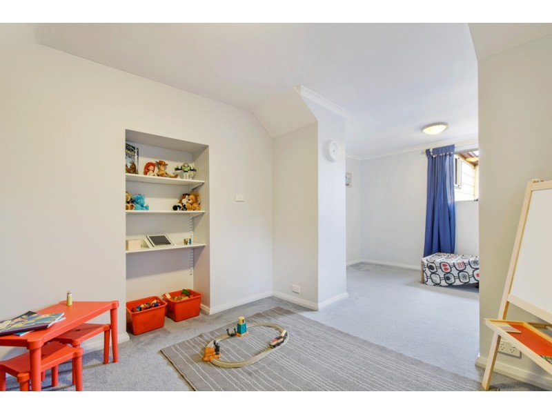 6 Clarendon Road, Chandlers Hill SA 5159