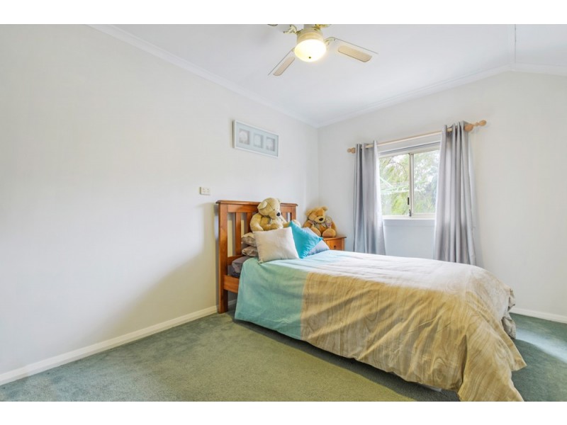 6 Clarendon Road, Chandlers Hill SA 5159