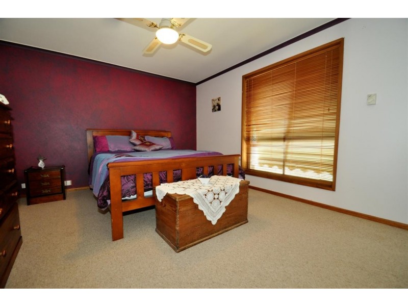 38 Jarrad Road, Happy Valley SA 5159