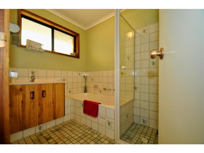 38 Jarrad Road, Happy Valley SA 5159