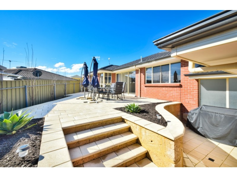 3 Highfield Drive, Aberfoyle Park SA 5159