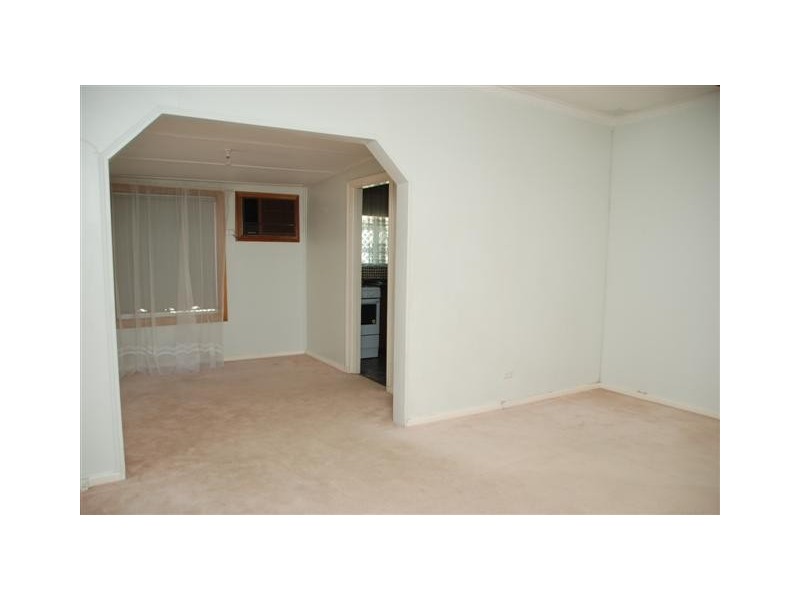 27 Nellie Avenue, Mitchell Park SA 5043