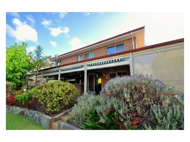 37 Oakridge Road, Aberfoyle Park SA 5159