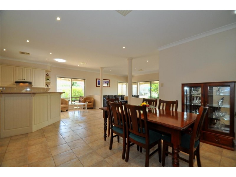 57 Riddoch Crescent, Woodcroft SA 5162