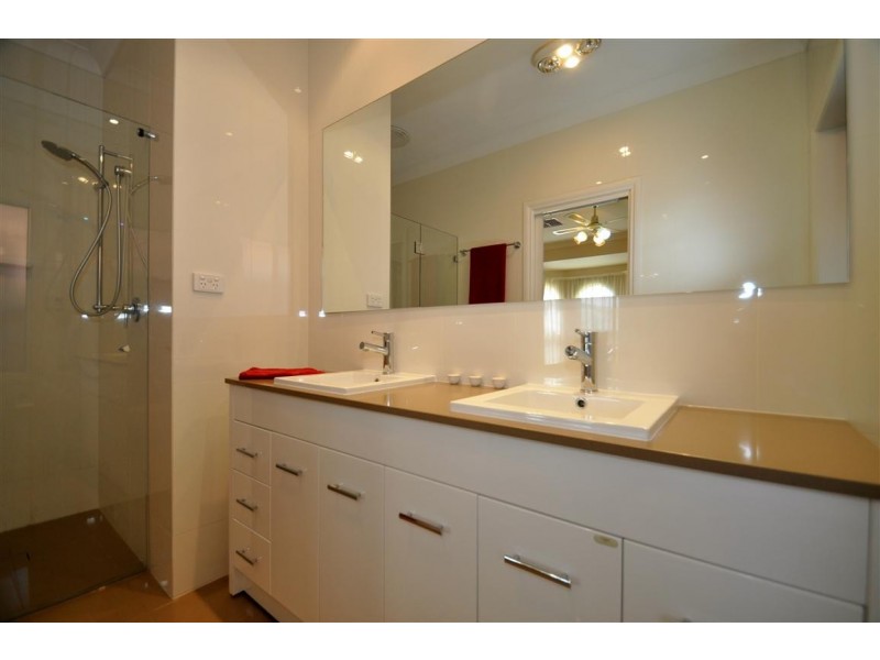 57 Riddoch Crescent, Woodcroft SA 5162
