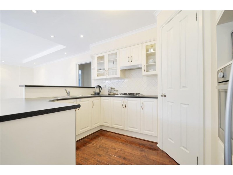 8 Greenbank Close, O’halloran Hill SA 5158