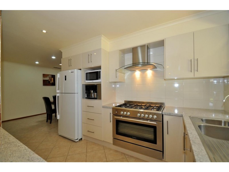 9 Hazelwood Court, Morphett Vale SA 5162