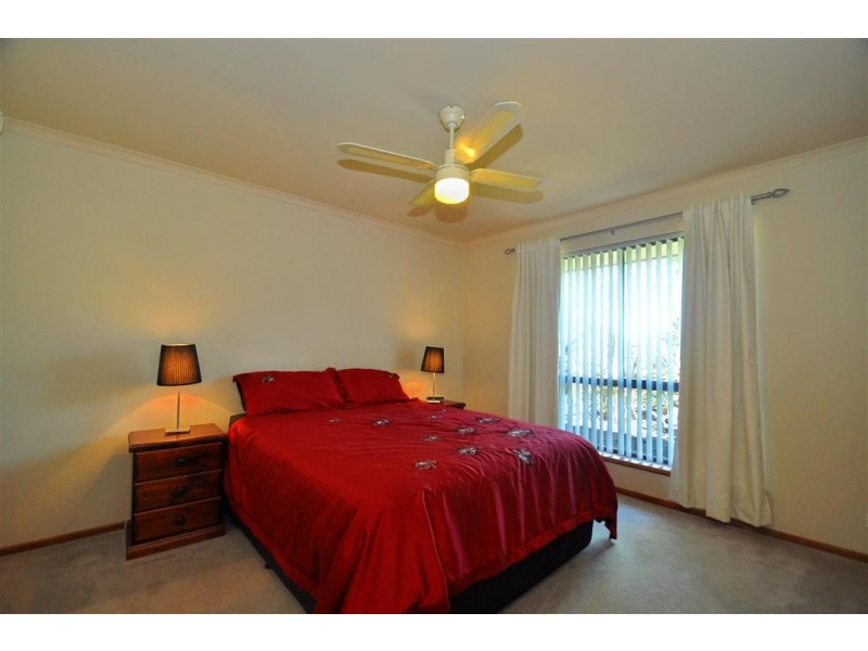 9 Hazelwood Court, Morphett Vale SA 5162