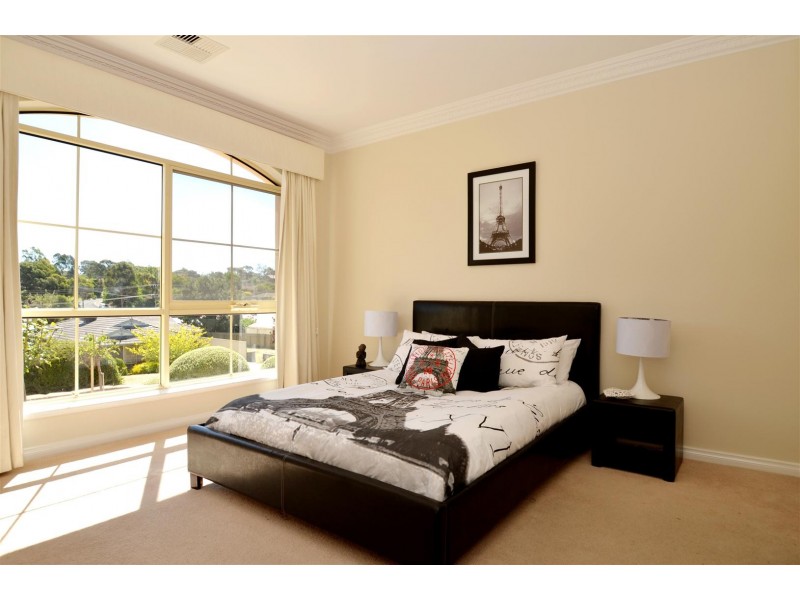 34 Emerald Street, Flagstaff Hill SA 5159