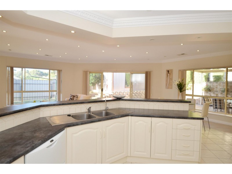 34 Emerald Street, Flagstaff Hill SA 5159