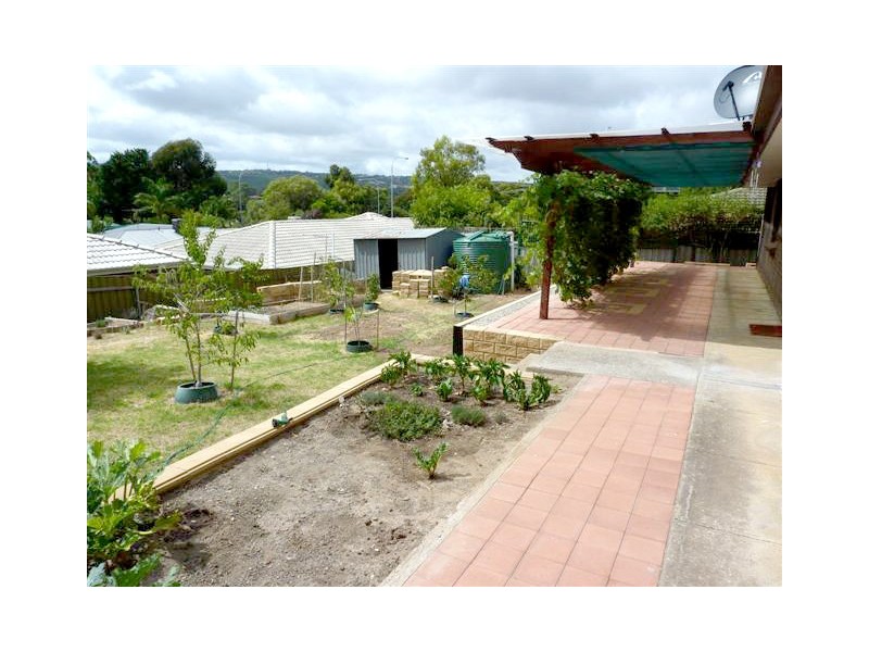 21 Tennessee Drive, Happy Valley SA 5159