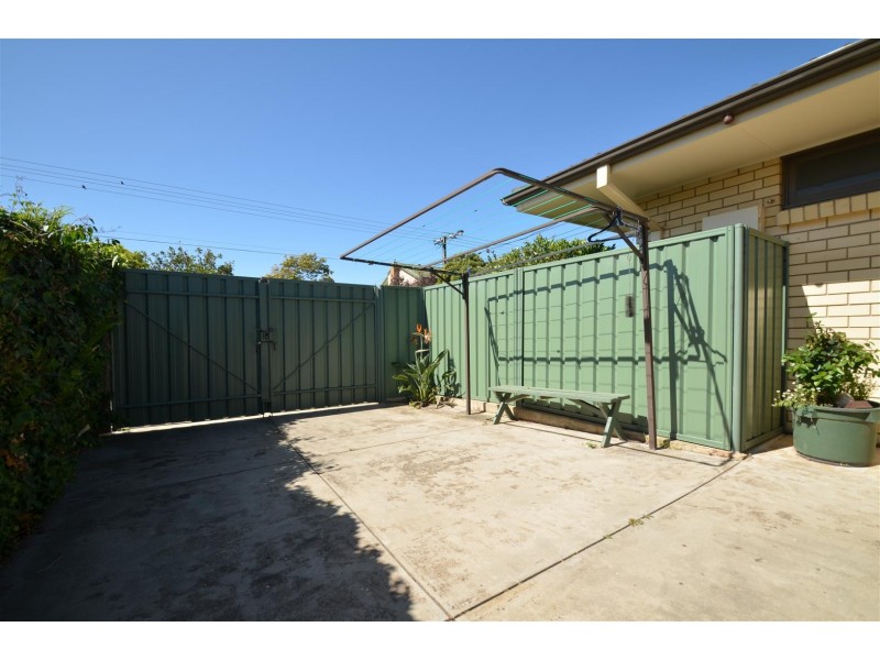 2 Swan Avenue, West Beach SA 5024