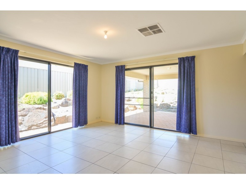 24 Auldstone Place, Huntfield Heights SA 5163