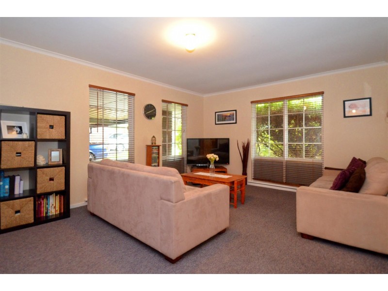 22 Jennifer Drive, Happy Valley SA 5159