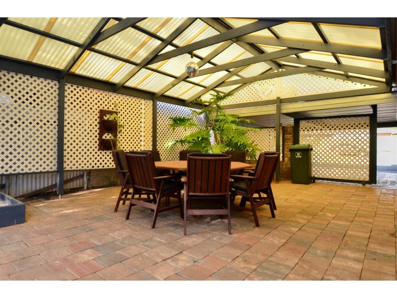 22 Jennifer Drive, Happy Valley SA 5159