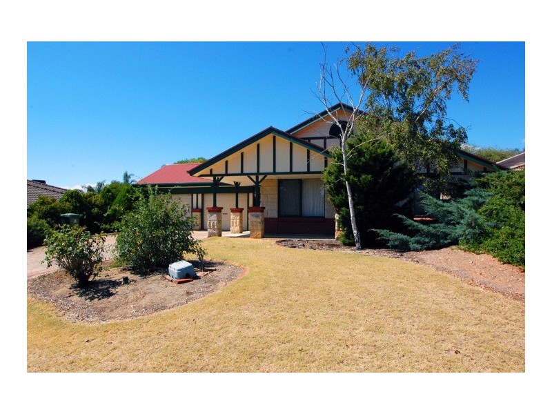11 Wylie Court, Woodcroft SA 5162