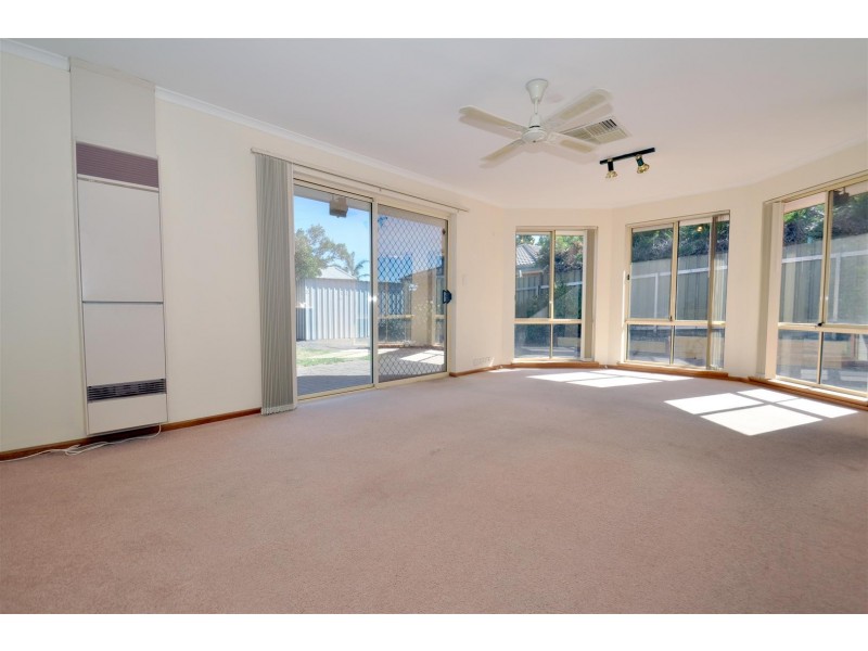 11 Wylie Court, Woodcroft SA 5162