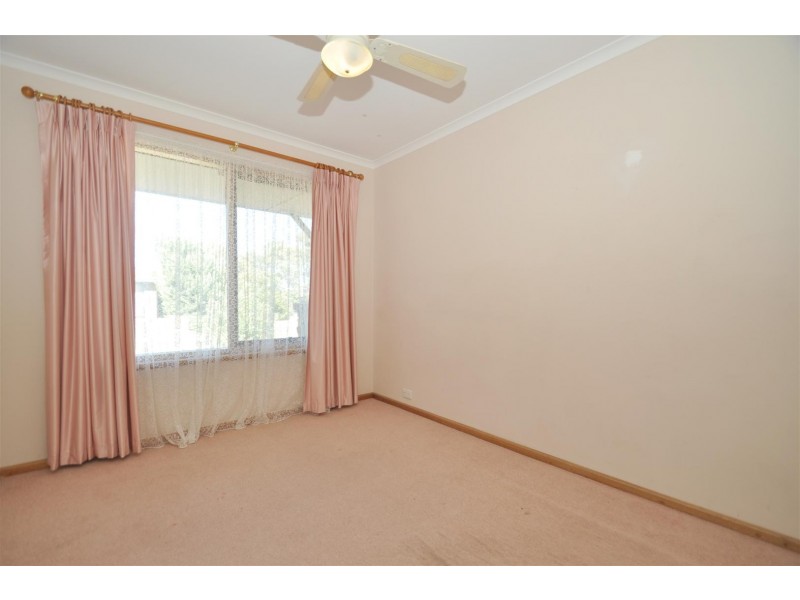 11 Wylie Court, Woodcroft SA 5162