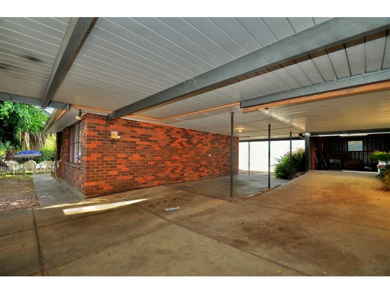 2 Burns Court, Morphett Vale SA 5162