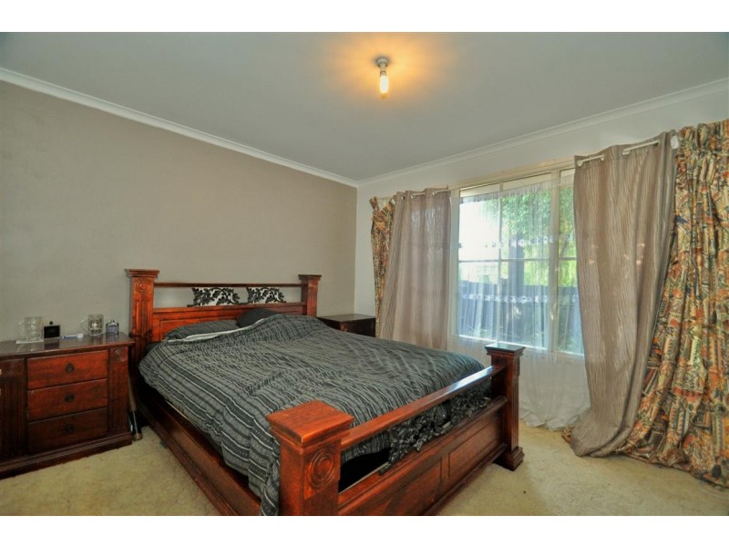 2 Burns Court, Morphett Vale SA 5162