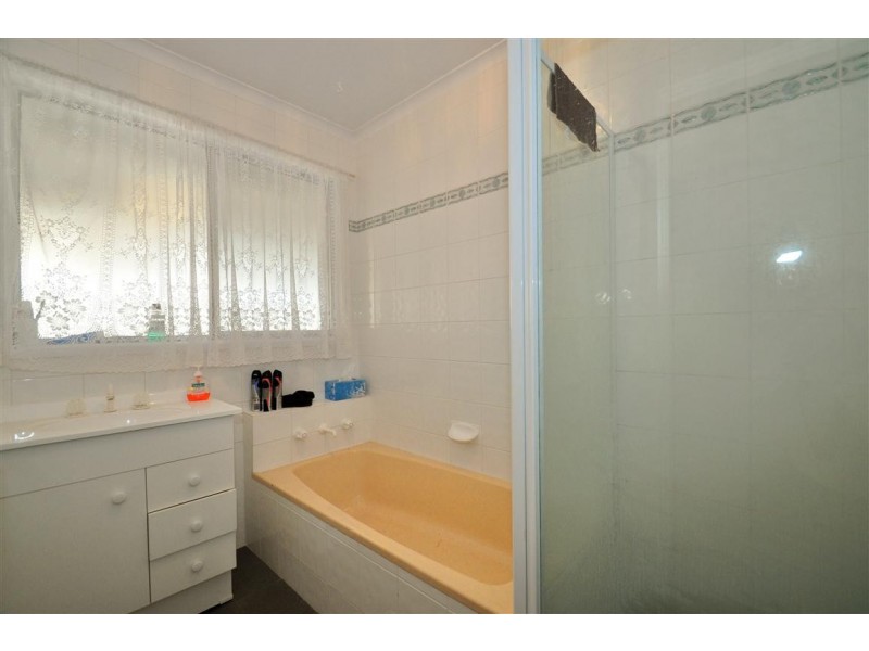 2 Burns Court, Morphett Vale SA 5162
