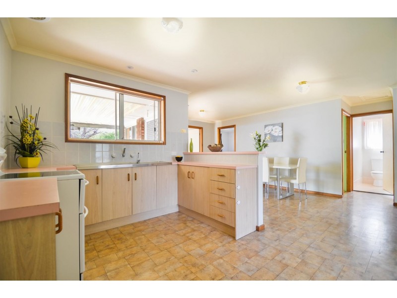 2-26b Macdonald Road, Christie Downs SA 5164