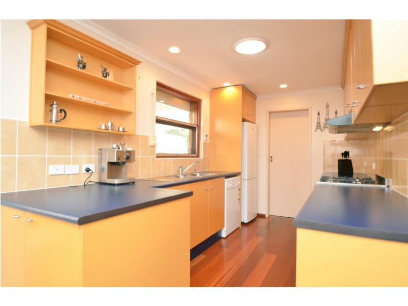 27 Misan Drive, Morphett Vale SA 5162