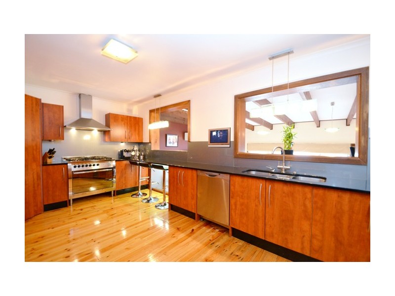 4 Lawson Road, Happy Valley SA 5159